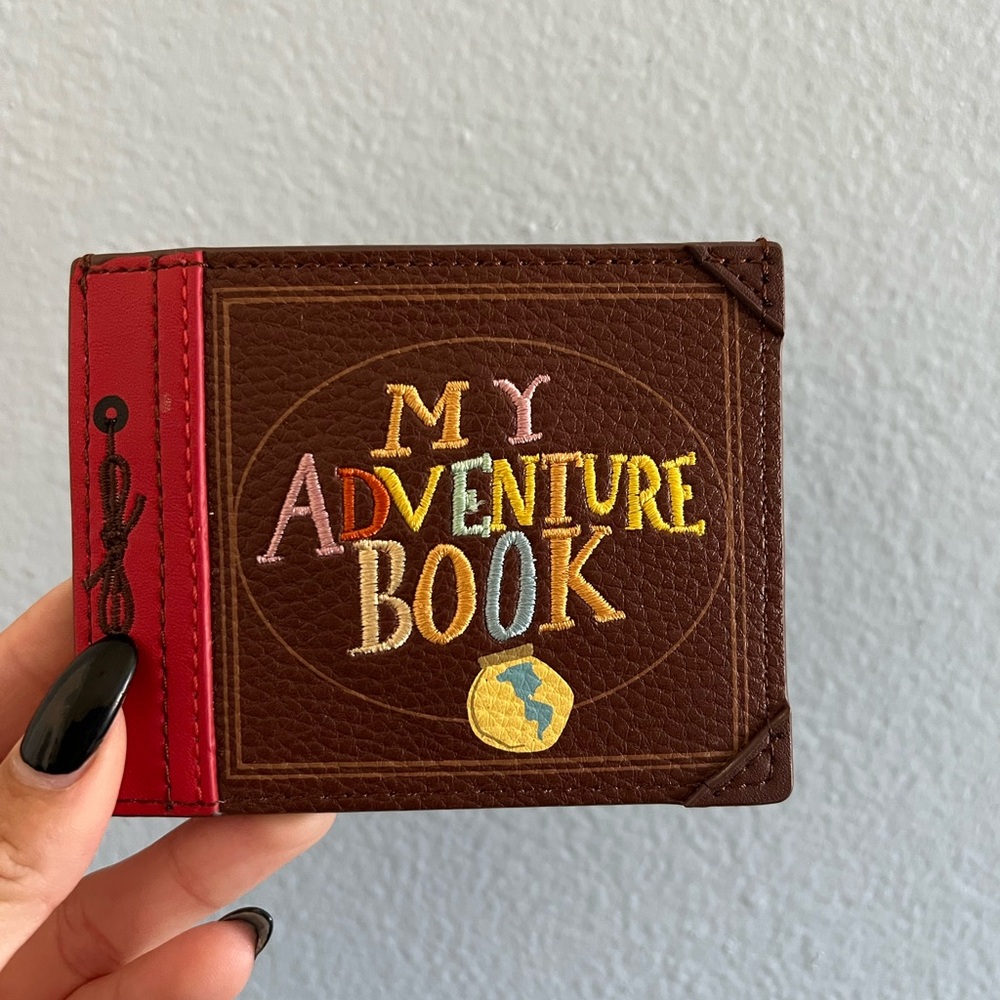 Up cardholder wallet